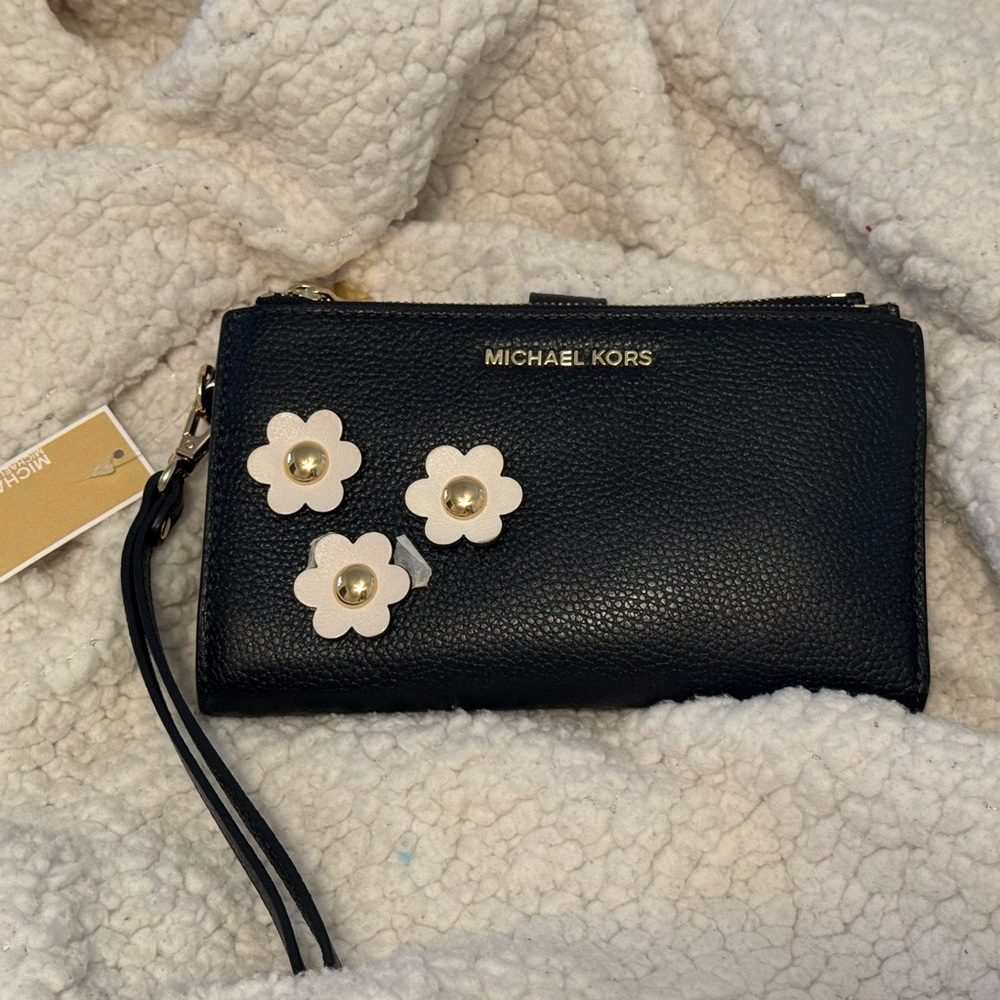 NWT Authentic Vintage Michael Kors Navy Double Zip Wristlet with Floral Accents